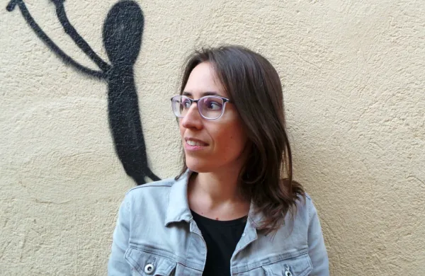 Eva Baltasar: Čustva so univerzalna. Tudi moški se lahko poistovetijo z junakinjami