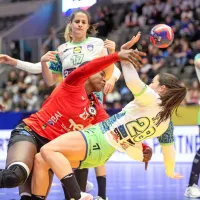 Slovenske rokometašice po zmagi nad Angolkami v drugem delu SP, v napadu blestela Ana Abina iz Mlinotesta (FOTO)