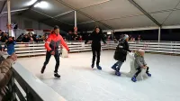 Tudi letos se tako na kot tudi ob drsališču obeta pestro dogajanje. 