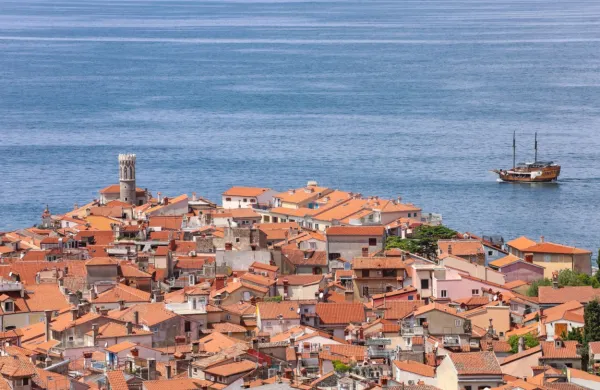 Piran se počasi spreminja v hotel.