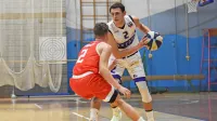 Včeraj soigralca, danes tekmeca: Adrian Hirschmann zdaj v dresu Portoroža (desno) in Sežanec Filip Mugoša.