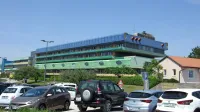 Izolsko bolnišnico in državo, njeno ustanoviteljico, čaka prihodnji 
dve leti največji zalogaj - obnova, širitev in preureditev centralnega operacijskega bloka z oddelkom intenzivne nege. 