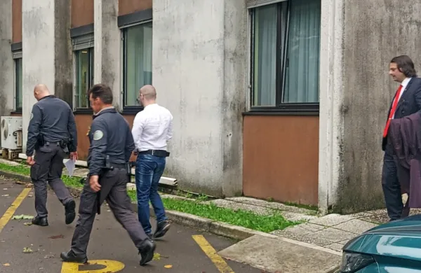 Obtoženi  Karanfil  Xhabale  je  v koprskem  priporu  od konca  maja.  