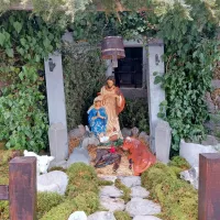 Nekatere jaslice v Štanjelu je lažje opaziti ...