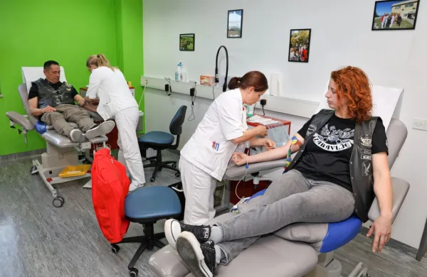 Člani in članice Moto kluba Kondor so v  Centru za transfuzijske 
dejavnosti že domači, saj so tokrat kri organizirano darovali že 
štiridesetič.