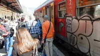 Poleti je za popotovanje z vlakom med Primorsko in Gorenjsko  
izjemno zanimanje. 