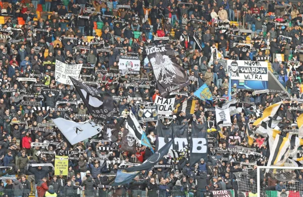 Na domačem dvoboju z Bologno so se privrženci Udineseja 
končno razveselili zmage. 