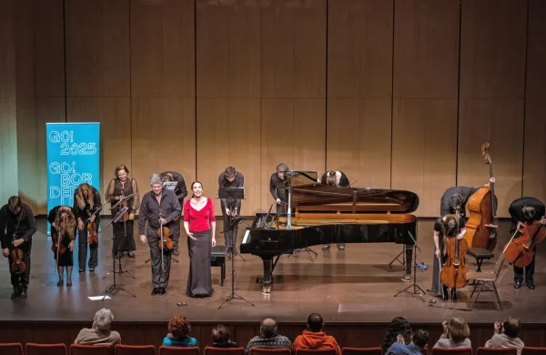 V Kulturnem domu Nova Gorica so priredili še zadnji koncert cikla 
Glasba brez meja “Od Veszpréma 2023 do GO! 2025” v letu 
2023.