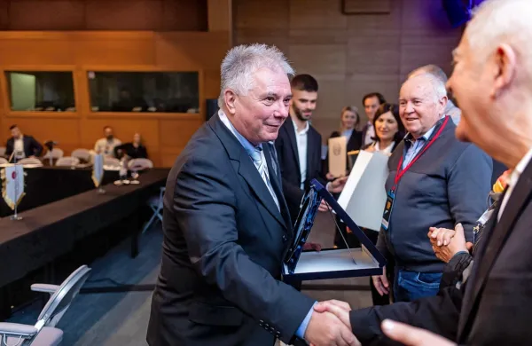 Lastnik in prokurist podjetja AVSN Milan Fornazarič na Svetovnem 
kongresu podjetnikov v Dubrovniku.