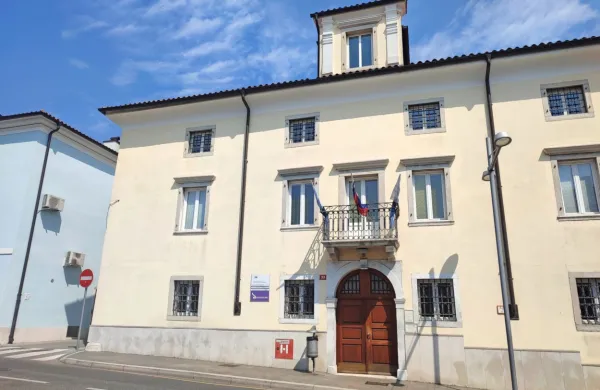 Ljudska univerza Koper ponuja kar 660 brezplačnih tečajev za odrasle