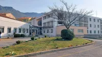 Občina bo dom starejših občanov  po selitvi stanovalcev  v dom 
Kresnice  namenila sorodnim programom, namenjenim starejšim 
in drugim ranljivim skupinam.   