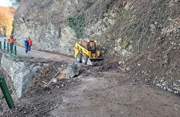 Zaradi podora je Čadrg odrezan od sveta