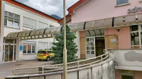  Zdravstveni dom bodo v kratkem začeli prenavljati s ciljem 
gradnje urgentnega satelitskega centa. 