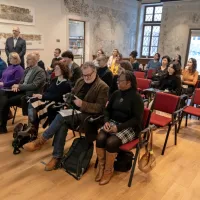 ZRS Koper prejel 100 knjig nemške klasične poezije in literature