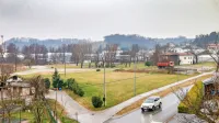   Lago z igralnico, hotelom in restavracijo naj bi zrasel v parku  v 
Volčji Dragi.  