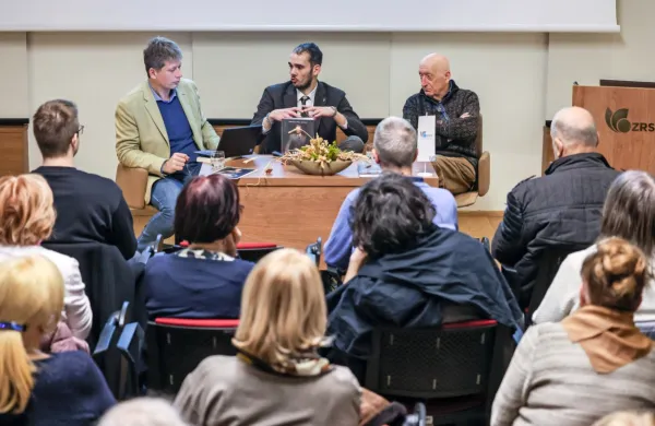 Knjiga o povojni usodi Trsta