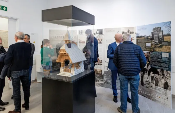 Razstava je za zdaj na ogled v muzeju v Pivki, nato pa bo postala potujoča. 