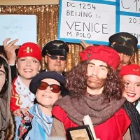 Veliki pustni ples v Piranu: od letališča do ovc Marco Polo (FOTO, VIDEO)