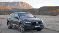 Volkswagen touareg na trgu vztraja že več kot dve desetletji, hkrati 
pa že vrsto let predstavlja tudi vrh ponudbe te znamke.