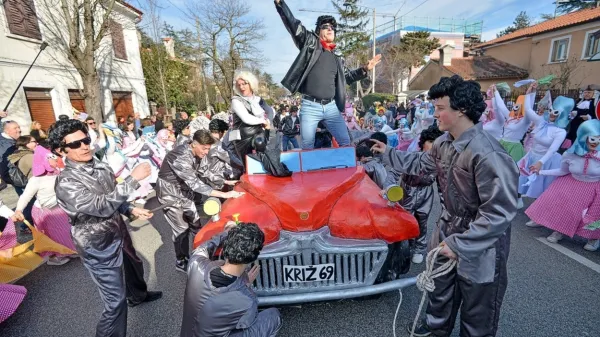 55. Kra&scaron;ki pust okronal tovarno čokolade in slastne rakovice (FOTO)