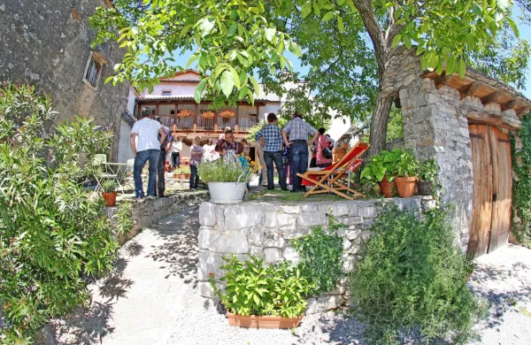 V lanski sezoni so zabeležiči pet odstotkov več prenočitev kot 
rekordnega leta 2019.