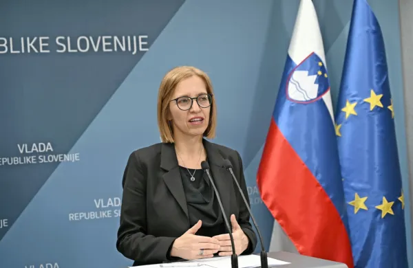 Ministrica za zdravje Valentina Prevolnik Rupel