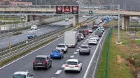 Prometne gneče zaradi del v predoru  Markovec bodo trajale še do 
konca aprila. 