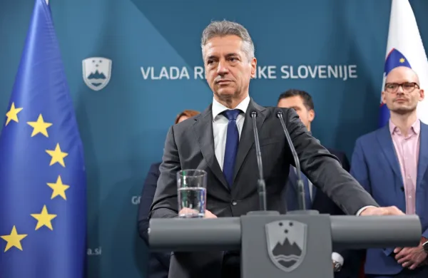 Predsednik vlade Robert Golob