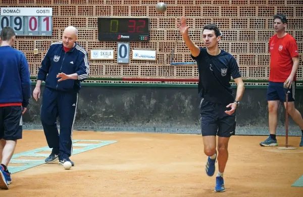 Gašper Povh je točko Skali zagotovil z zadetim balinom za zmago 
v igri posamezno.