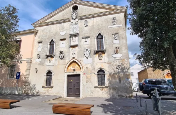 Vse kaže, da bo Glasbena šola Koper prepotrebne dodatne 
prostore dobila  v palači Fontico na Trgu Brolo.