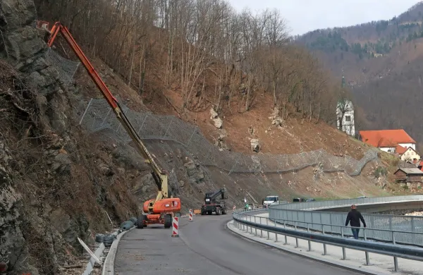 Spodnja Idrija: poltretje leto more je pri koncu