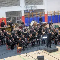 Skoraj 360-letni idrijski orkester je v pripravah na državno 
tekmovanje odigral najresnejši program.