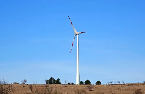 Greenpeace Slovenija podpira vladno uredbo o nadomestilih občinam za vetrnice