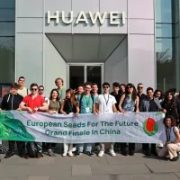 Huawei v sklopu programa European Seeds For The Future 
mladim  talentom omogoča stik z najsodobnejšimi tehnologijami. 