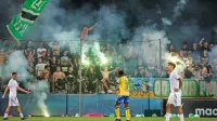 Navijaška kulisa je bila v Kopru pestrejša, kot bo danes na sicer 
bistveno večjem ljubljanskem stadionu Stožice.