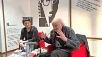 Ludwig Hartinger je z Matejo Kralj predstavil nemški prevod zbirke Odprto, poslej tudi Offen.02.   