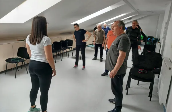 Člani goriške enote Društva Trepetlika so se vključili v pilotni 
projekt fizioterapije, ki jim  pomaga pri spopadanju z vsakodnevnimi težavami.  