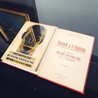 Tulio Cralli je nadvse spoštoval ustanovitelja futurizma Filippa 
Tommasa Marinettija.