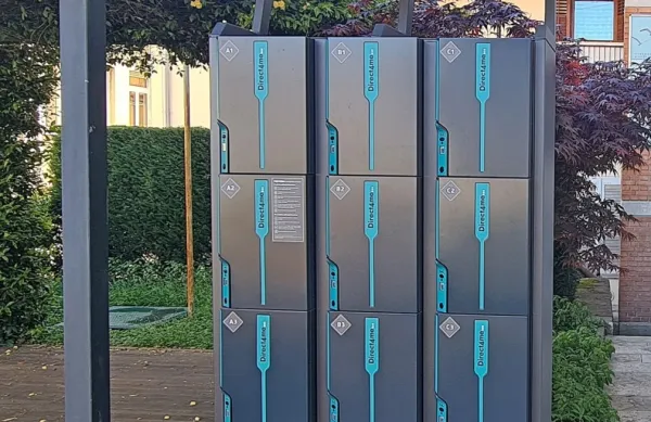 V Kopru prevzem knjig v paketniku