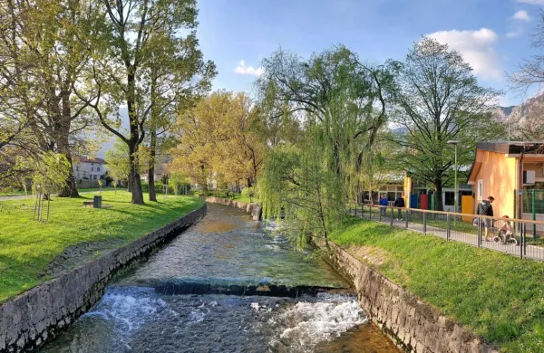 Ajdovski občani so za načrtovani   razvoj, pohvalili so tudi skrb občine za zelenje v mestu in po vaseh.    