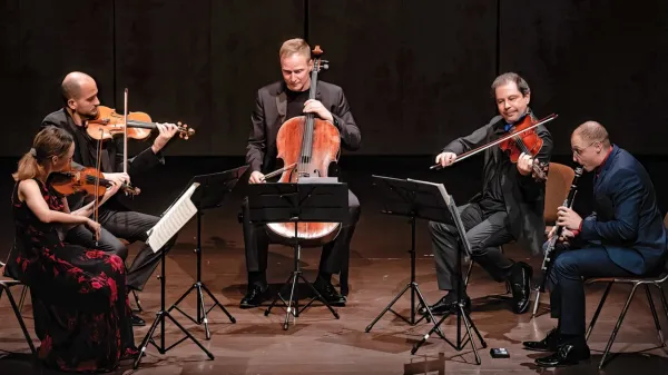 Na sklepnem abonmajskem koncertu KD Nova Gorica je nastopil  
godalni Kvartet Karol Szymanowski