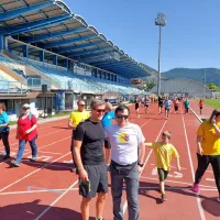 Jubilejna deseta prireditev Tečem, da pomagam je na mestni stadion spet pritegnila &ldquo;pol Gorice&rdquo; (FOTO)