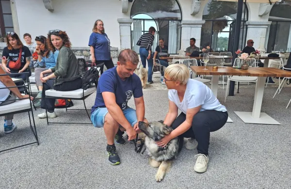 Predsednica države Nataša Pirc Musar je velika ljubiteljica psov.