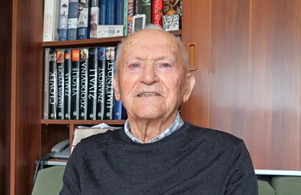 V sredo je Ivan Bevk, zdrav in zvedav, dopolnil 104 leta.