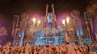 Kar 120 tisoč ljudi je prejšnji petek in soboto obiskalo koncert 
Rammsteinov v Beogradu.