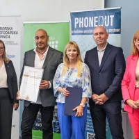 Podelili priznanja najbolj&scaron;im inovacijam iz Obalno-kra&scaron;ke in Primorsko-notranjske regije (FOTO)