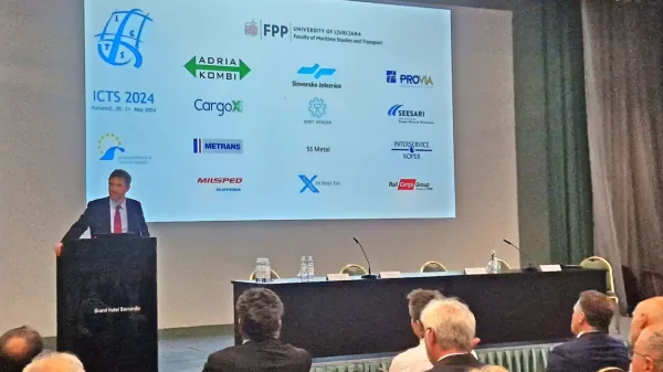 Konferenco ICTS 2024 je odprl dekan FPP, prof. dr. Peter Vidmar.