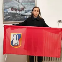 Pred kratkim je Adam Hrabar razglasil zastavo mesta Podgrad.