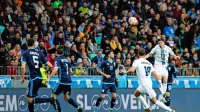 Med izbranci Matjaža Keka za evropsko prvenstvo ni Šempetrca Mihe Zajca (v belem dresu, številka 10). 