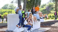 Spominski park okrasili s skulpturo